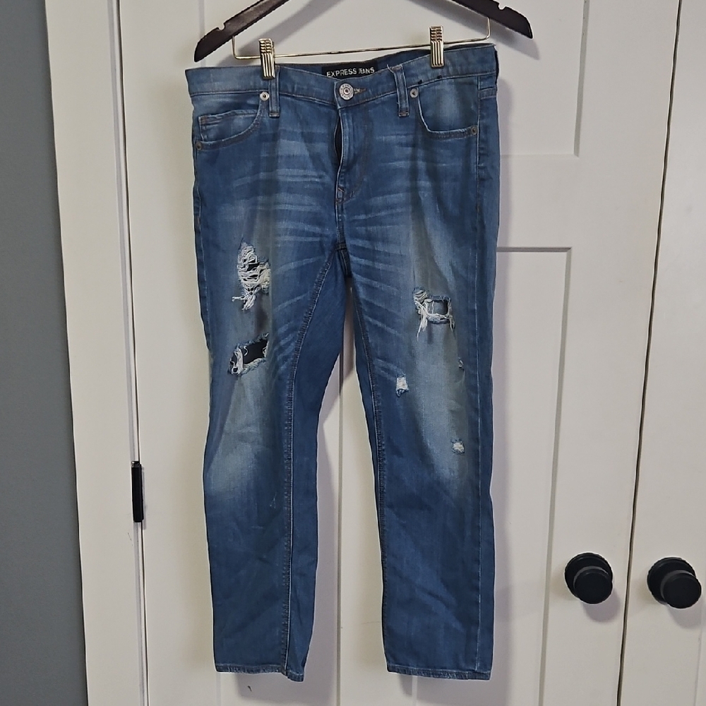 Express Girlfriend Distressed Jeans Medium Wash Size 8